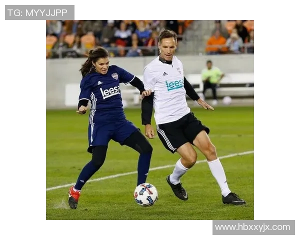 NBA球星与足球巨星的对比分析:两大运动领域的顶级对决 NBA球星与足球巨星的对比分析:两大运动领域的顶级对决